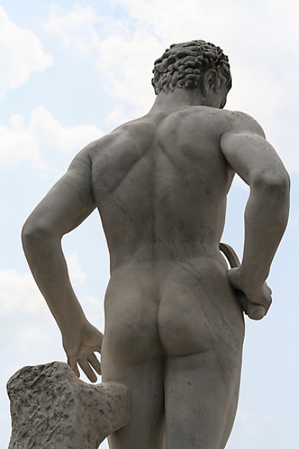 Stadio dei marmi 120